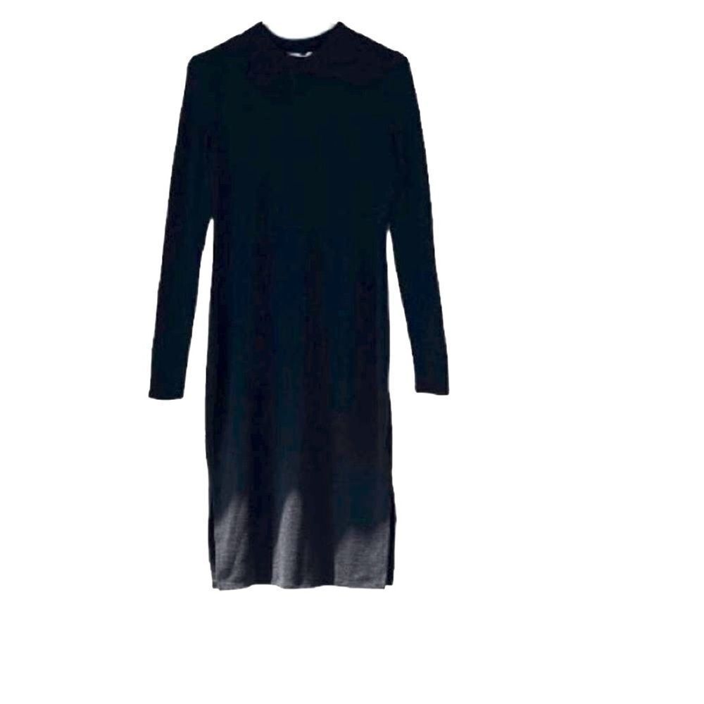 Women’s Long Sleeve Knit Midi Dress XS New
